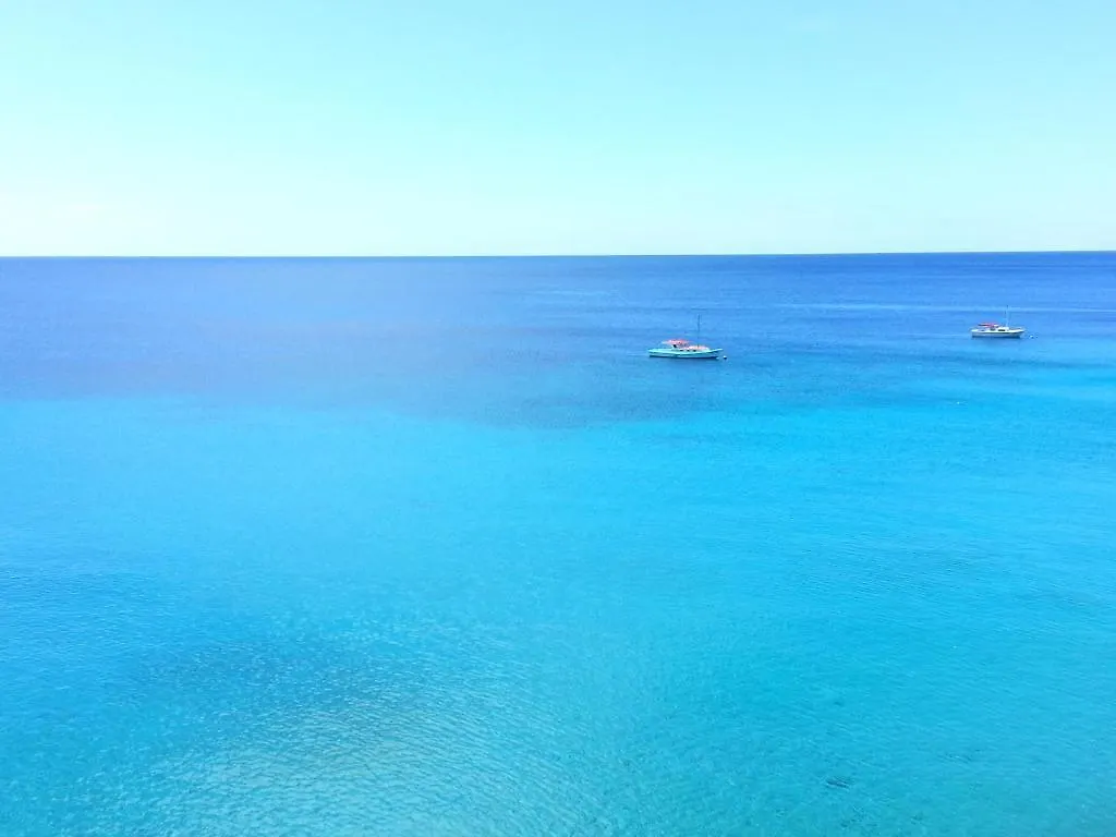 Blue View Apartments Westpunt 0*,  Curacao